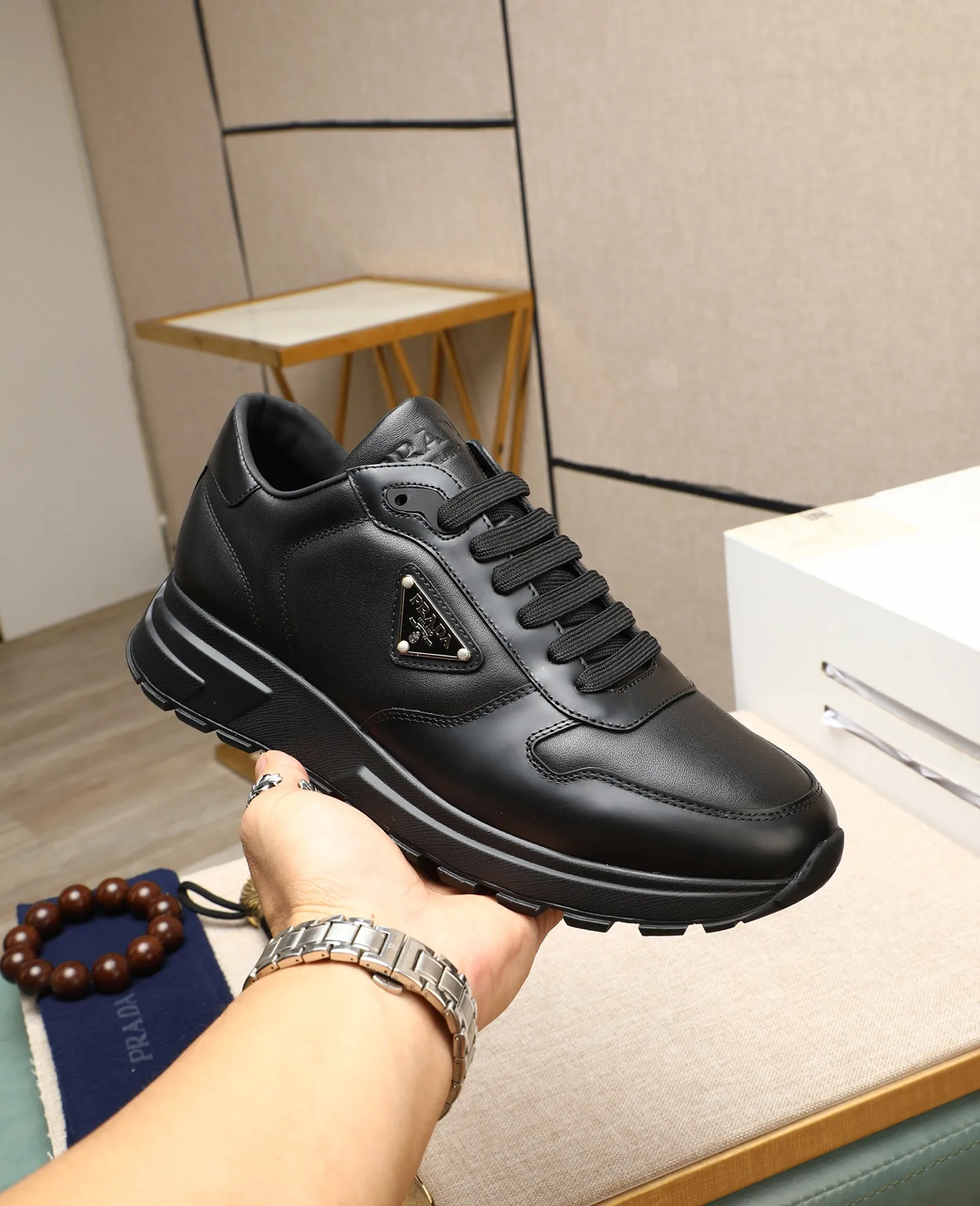 Men's shoes 💰540 🌹🌹[PRADA—Prada] 2025 latest model 🙈original replica! 👟👟👟Available here. The workmanship is top-notch. The upper is made from Italy. 🇮🇹Imported first-layer cowhide. ❗️Breathable genuine leather lining @Suitable for travel. The original version has an enlarged engraved sole, making it suitable for all kinds of travels, showing low-key luxury. Let quality speak for itself. Color: Size: 38-45